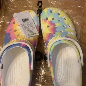 never worn! Size 13 mens crocs